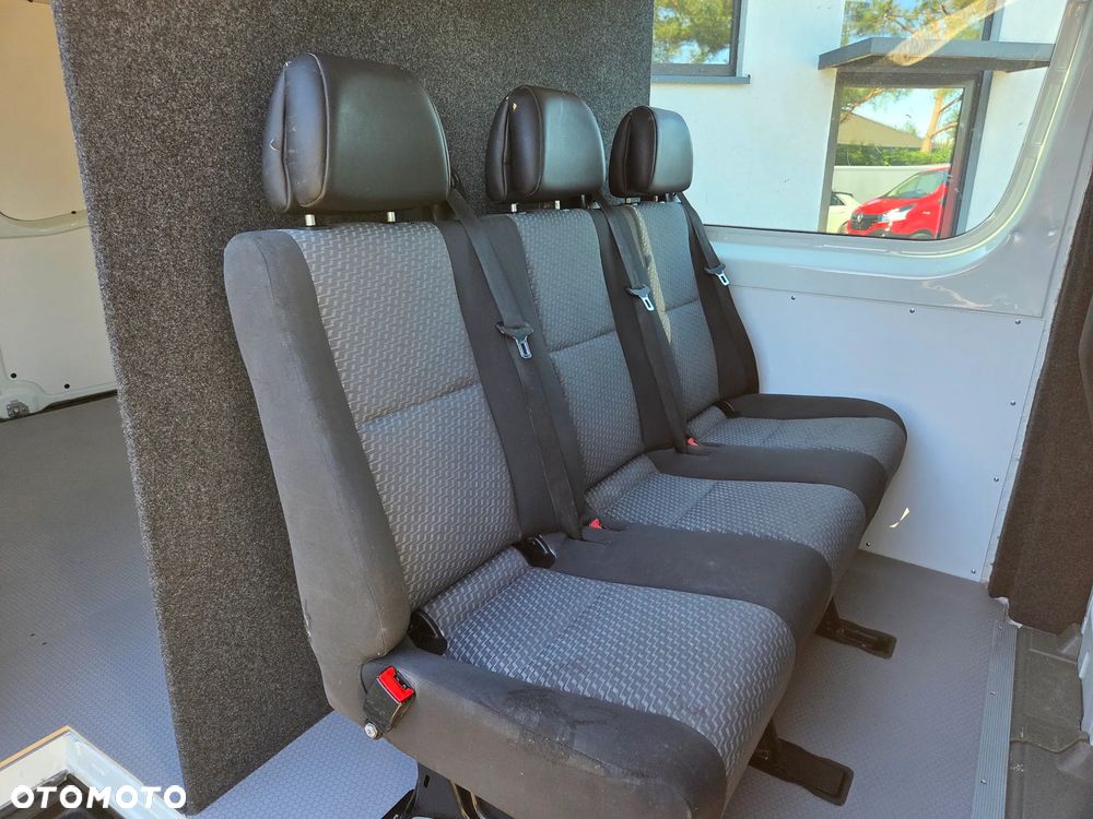 Volkswagen Crafter - 10