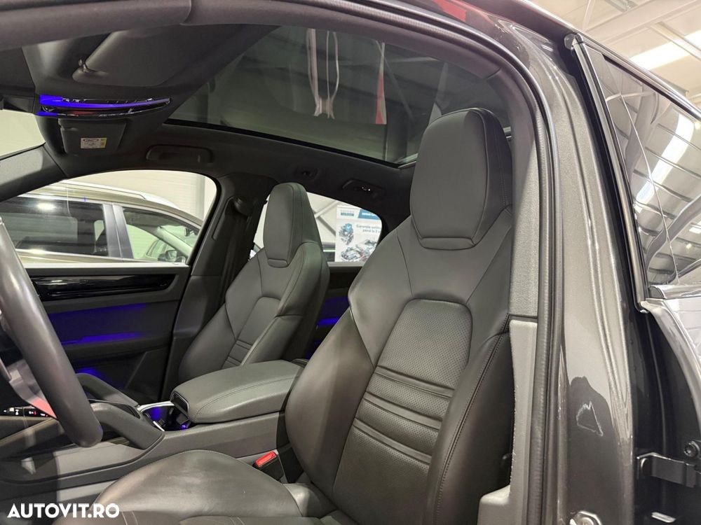 Porsche Cayenne Coupe Tiptronic S - 8