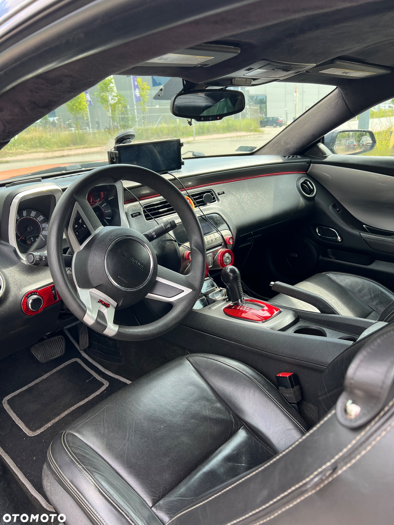 Chevrolet Camaro - 12