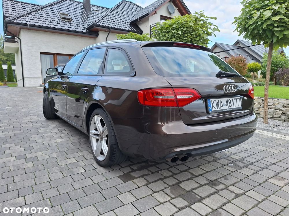 Audi A4 Avant 2012 photo 4