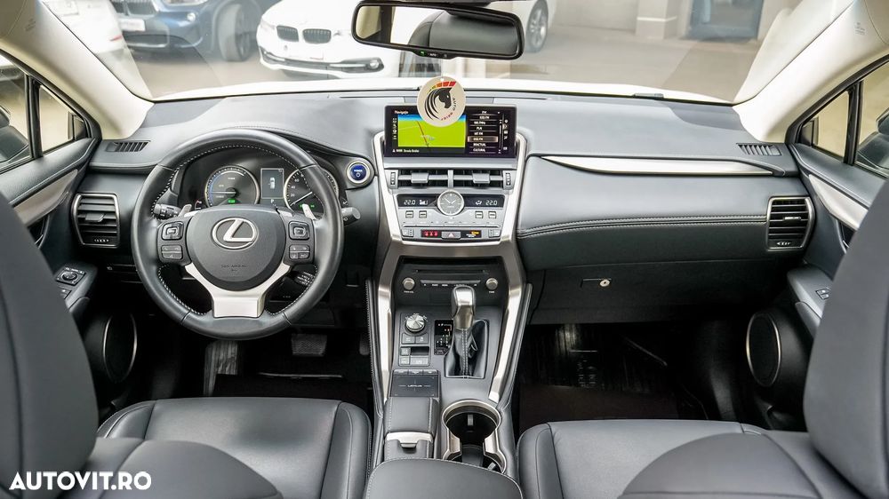 Lexus Seria NX 300h AWD F Sport - 10