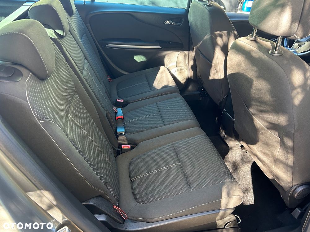 Opel Zafira 1.4 Turbo Active - 27