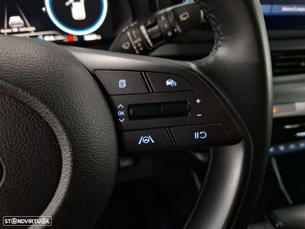 Hyundai Bayon 1.0 T-GDI Premium DCT - 17