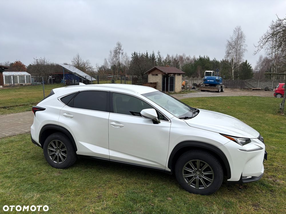 Lexus NX 200t Elite AWD - 2