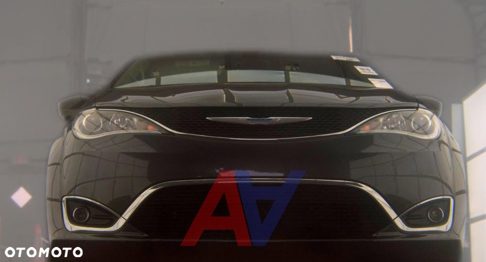 Chrysler Pacifica - 5