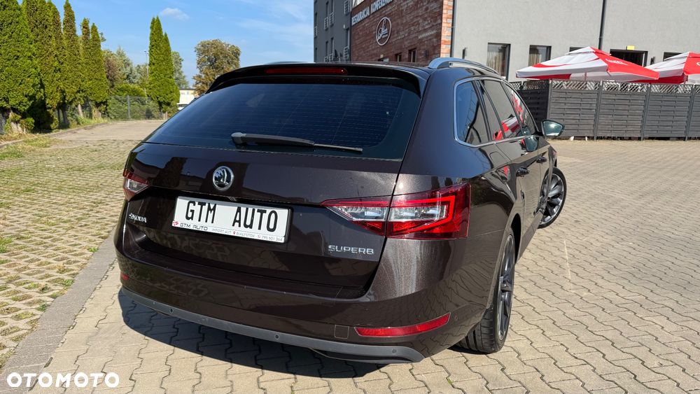 Skoda Superb 2.0 TDI DSG Style - 14