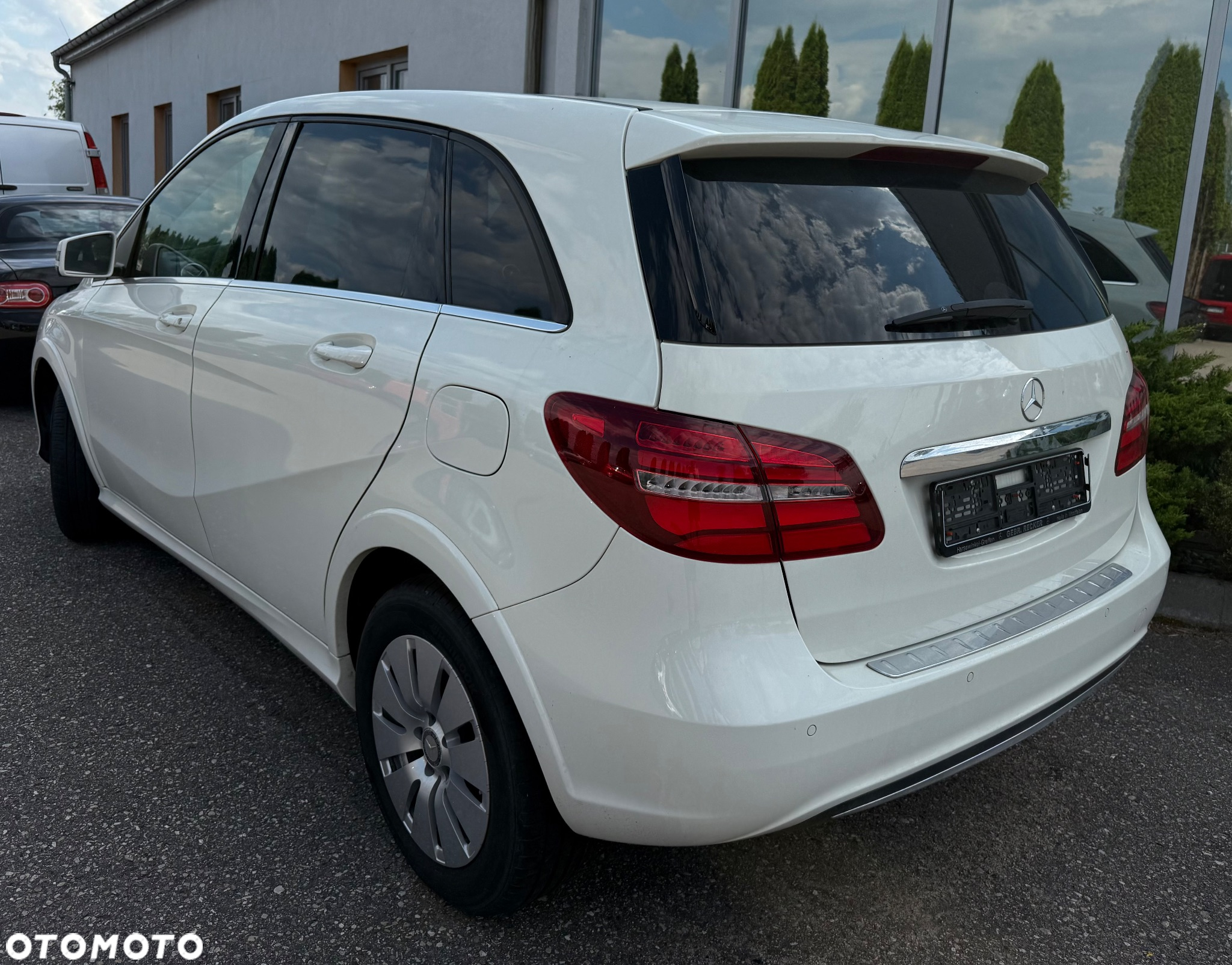 Mercedes-Benz Klasa B (Electric Drive) 250 e - 5