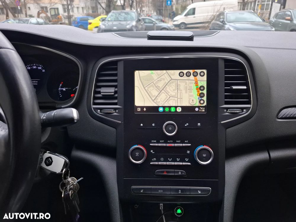 Renault Megane TCe 140 EDC GPF Zen - 13