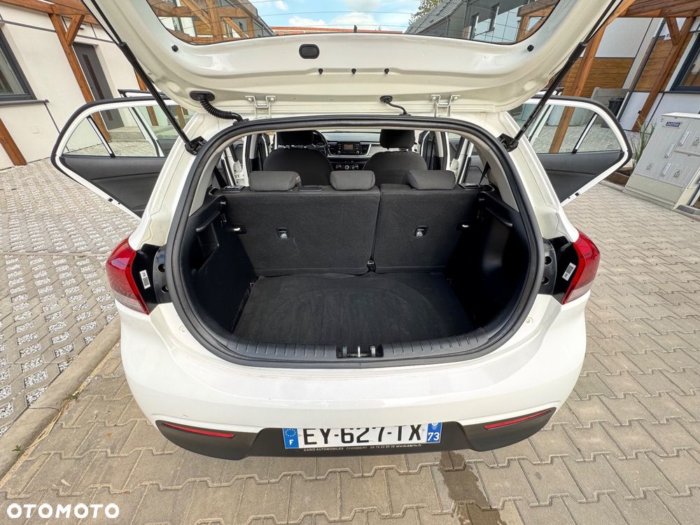 Kia Rio - 19
