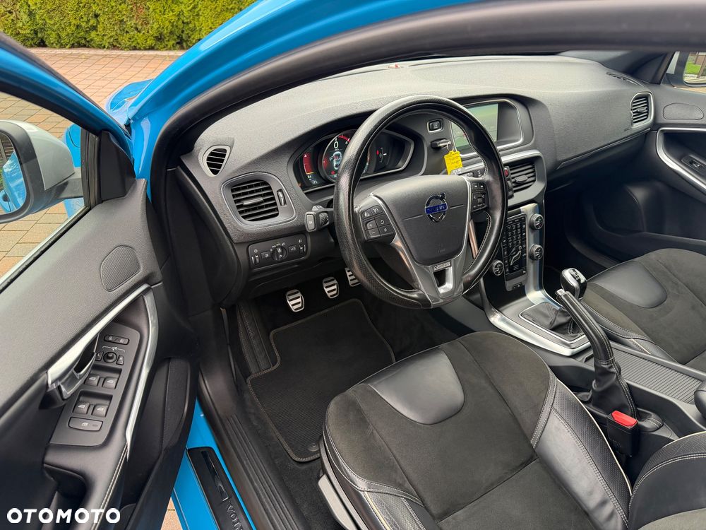 Volvo V40 D2 Drive-E R-Design Momentum - 7