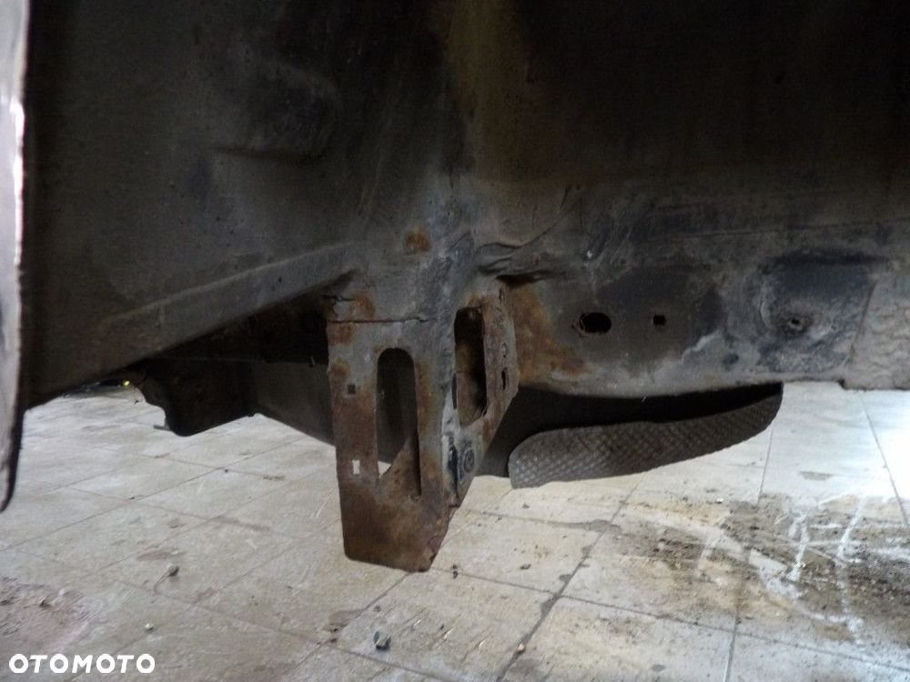 SKODA SUPERB II LIFT KOMBI BŁOTNIK TYŁ PRAWY  LF9R-1Z1Z - 5