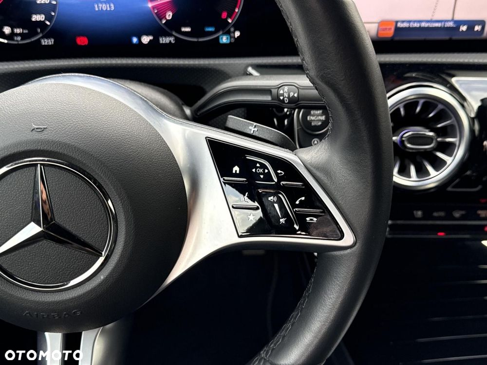 Mercedes-Benz CLA - 23