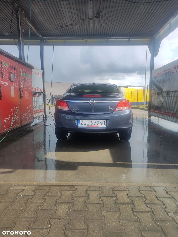 Opel Insignia 2.0 CDTI - 1