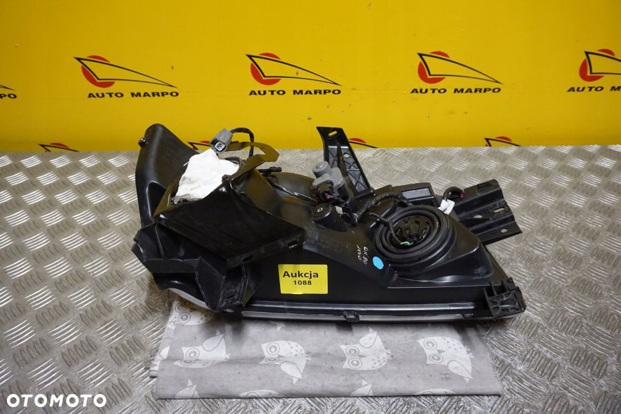 INFINITI QX56 QX80 2004 - REFLEKTOR LAMPA XENON LEWA USA - 8