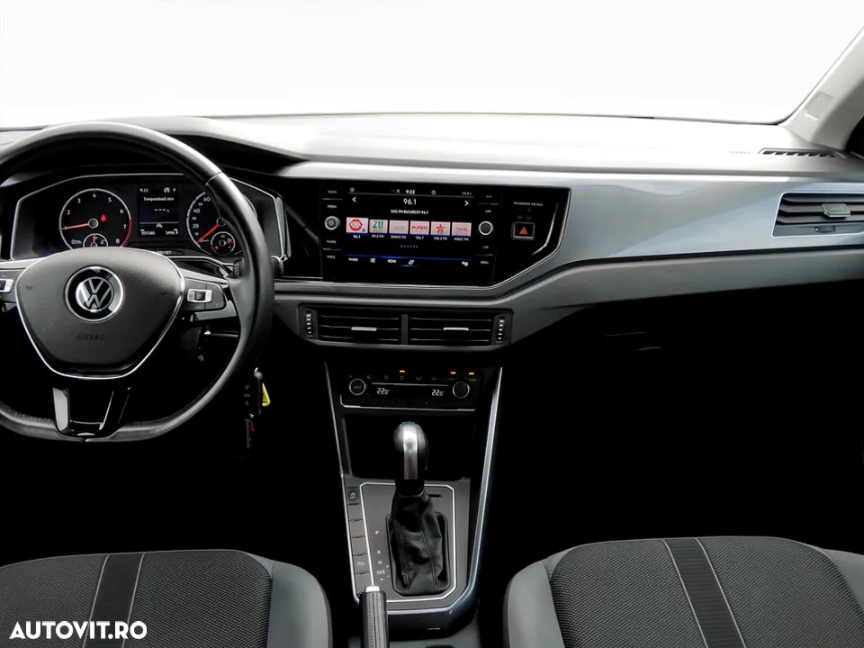 Volkswagen Polo 1.0 TSI DSG Style - 11