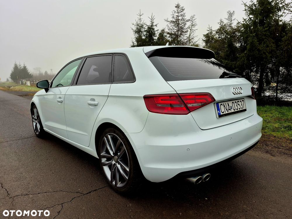 Audi A3 Sportback - 8