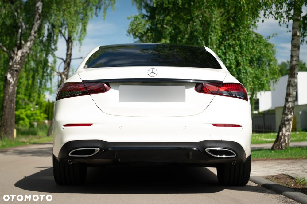 Mercedes-Benz Klasa E 220 d 4-Matic Business Edition - 8
