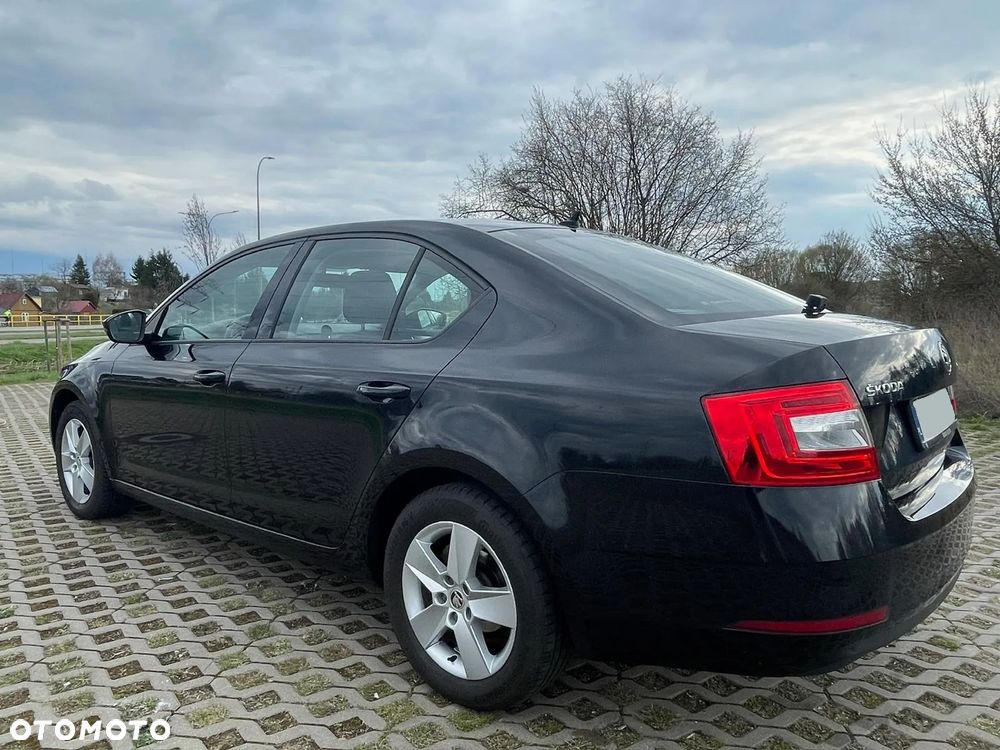 Skoda Octavia 2.0 TDI SCR Ambition - 4