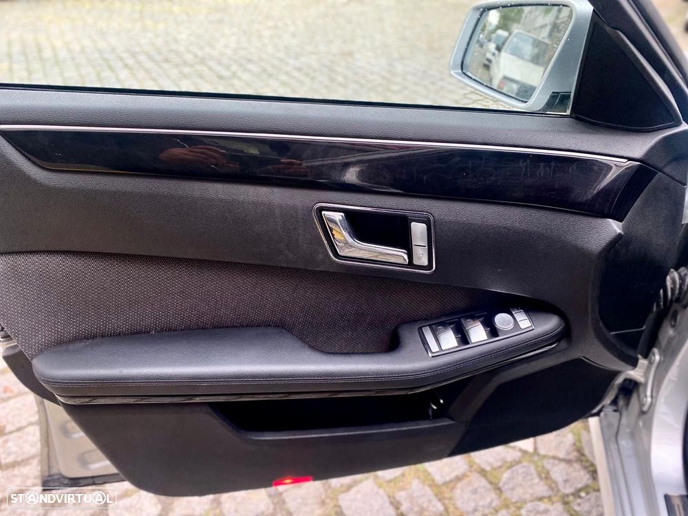 Mercedes-Benz E 220 CDi Avantgarde BE Auto. - 12