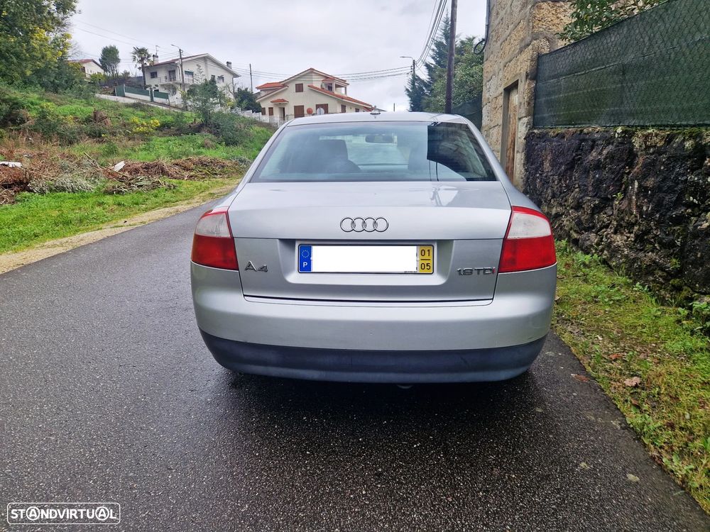 Audi A4 1.9 TDI m5 - 7