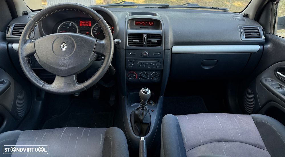 Renault Clio 1.5 dCi Confort Dynamique - 14