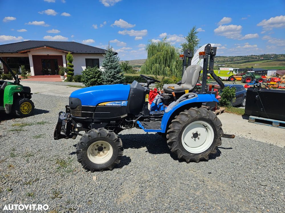 New Holland TC 24 4x4 - 11