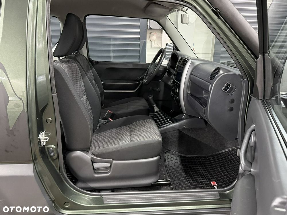 Suzuki Jimny - 23
