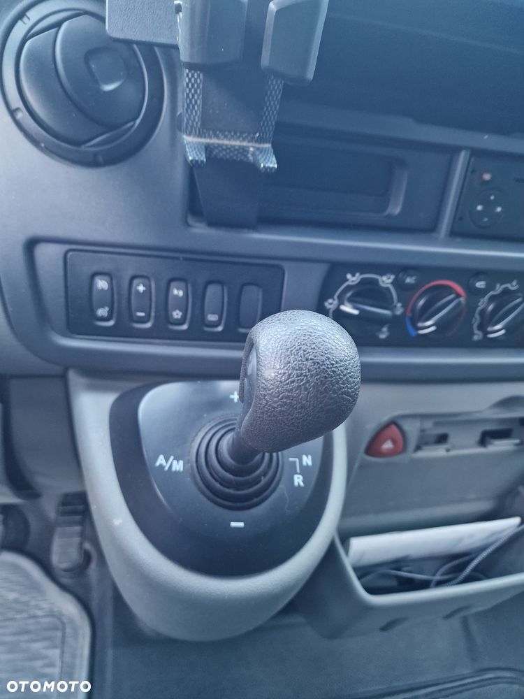 Renault Master - 17