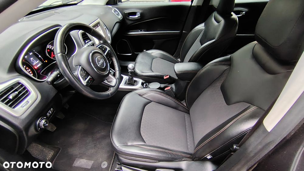 Jeep Compass 1.4 TMair Longitude FWD S&S - 5
