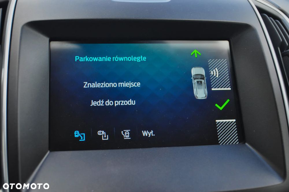 Ford S-Max - 36