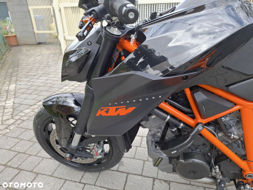 KTM Super Duke - 17