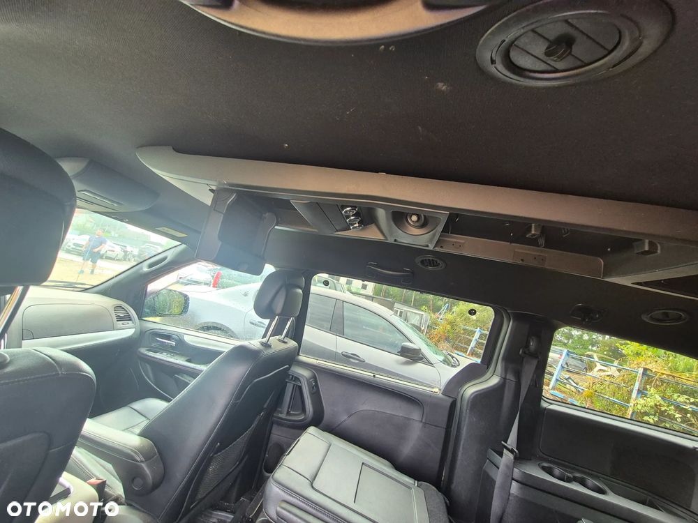 Dodge Grand Caravan 3.6 R/T - 10