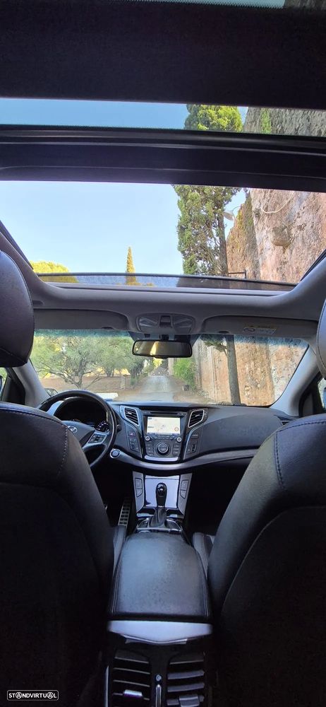 Hyundai i40 SW 1.7 CRDi Auto Premium - 35