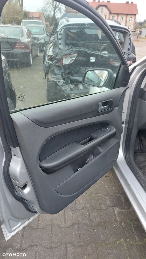 Ford Focus MK2 kombi na części 2006 1,6d 2004 1,6 b drzwi szyby fotele maska błotnik klapa itp - 8