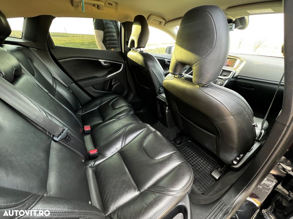 Volvo V40 - 4