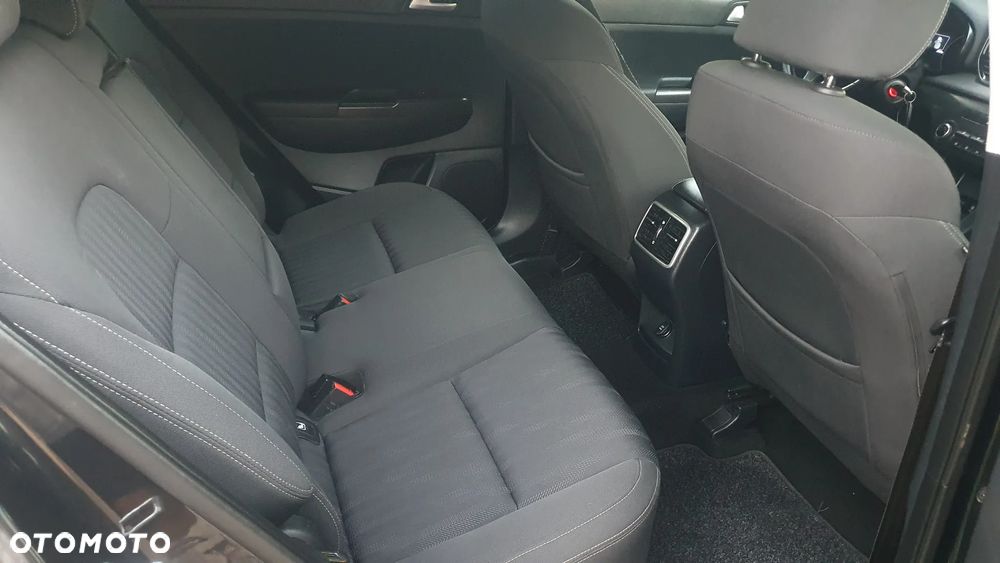 Kia Sportage 1.6 GDI 2WD Attract - 16
