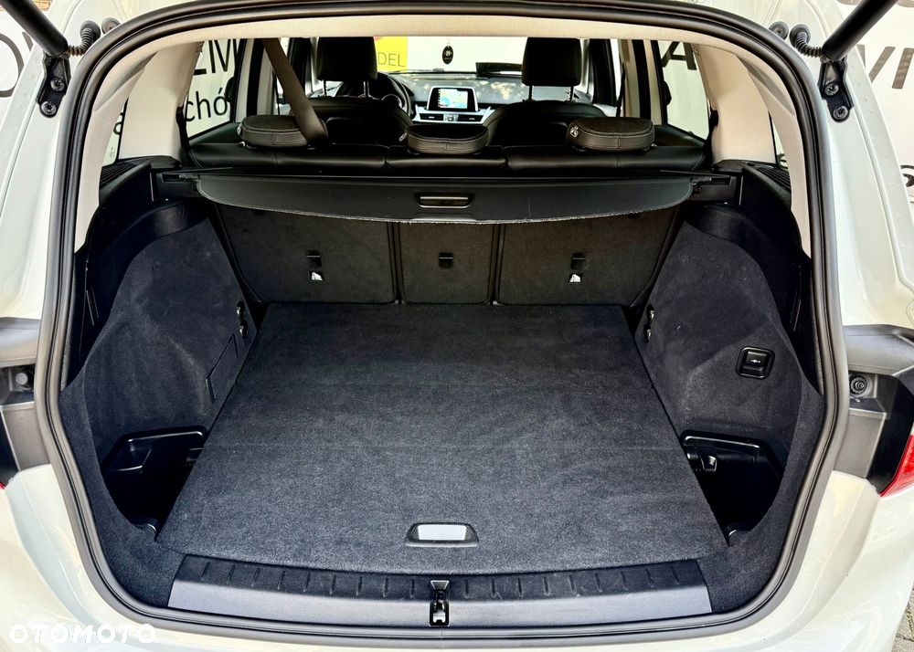 BMW Seria 2 218d GT Luxury Line sport - 25