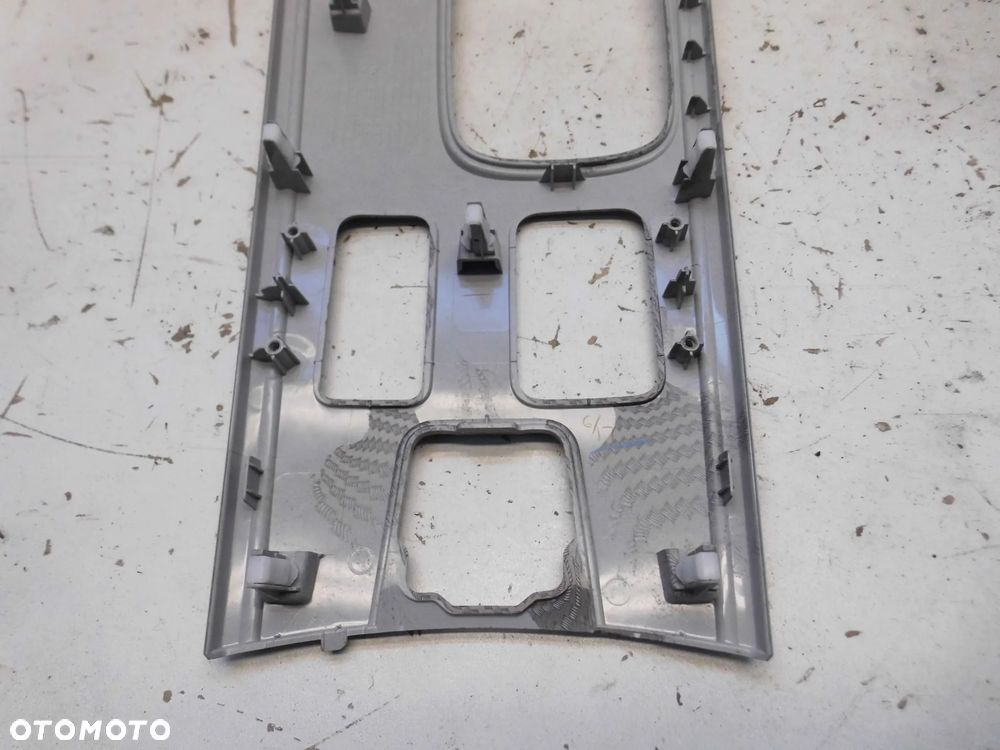 RAMKA PANEL DEKOR TUNELU ŚRODKOWEGO MITSUBISHI OUTLANDER III LIFT 2020r. ORYGINAŁ - 6