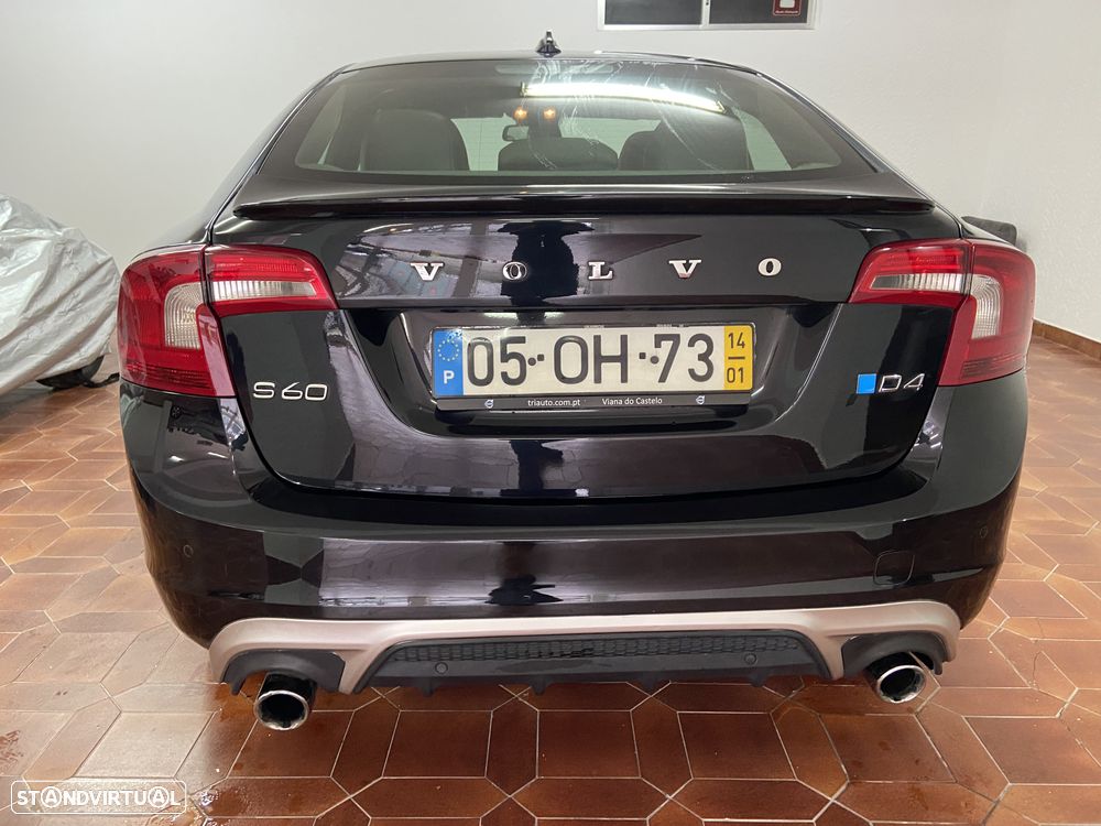 Volvo S60 2.0 D4 R-Design - 5