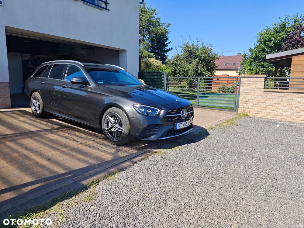 Mercedes-Benz Klasa E 300 Business Edition - 3