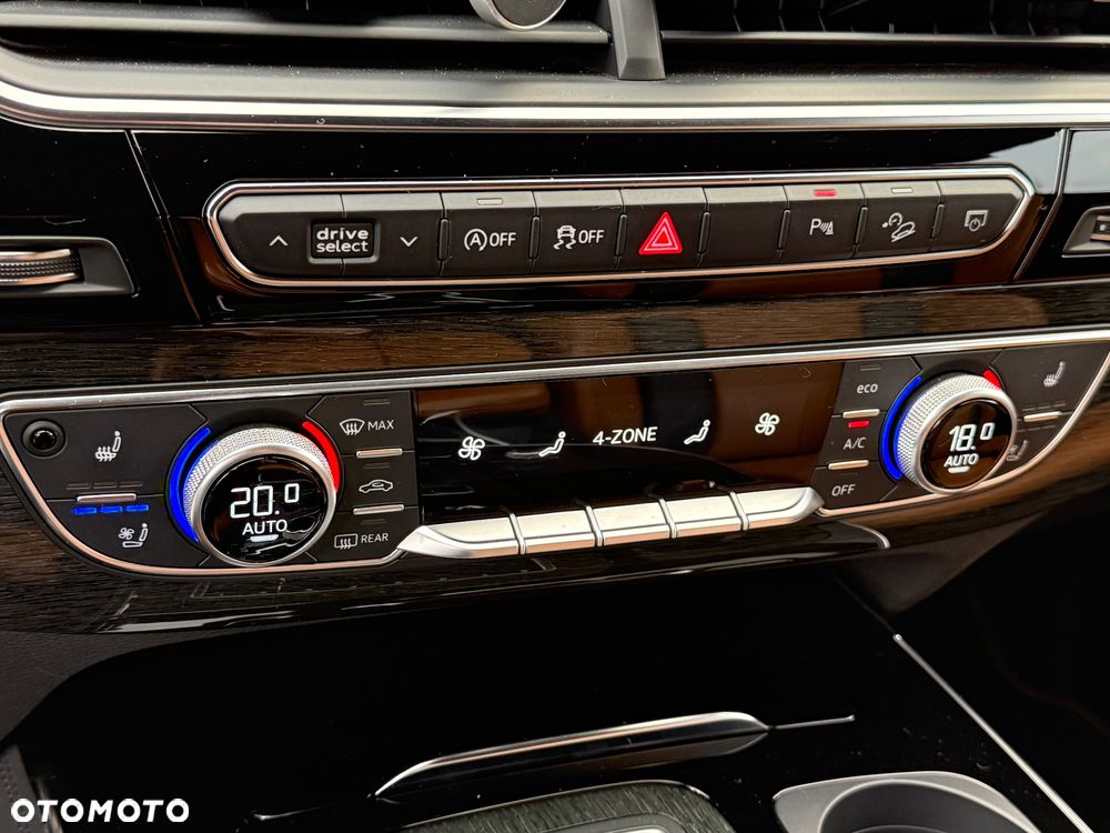 Audi Q7 - 25