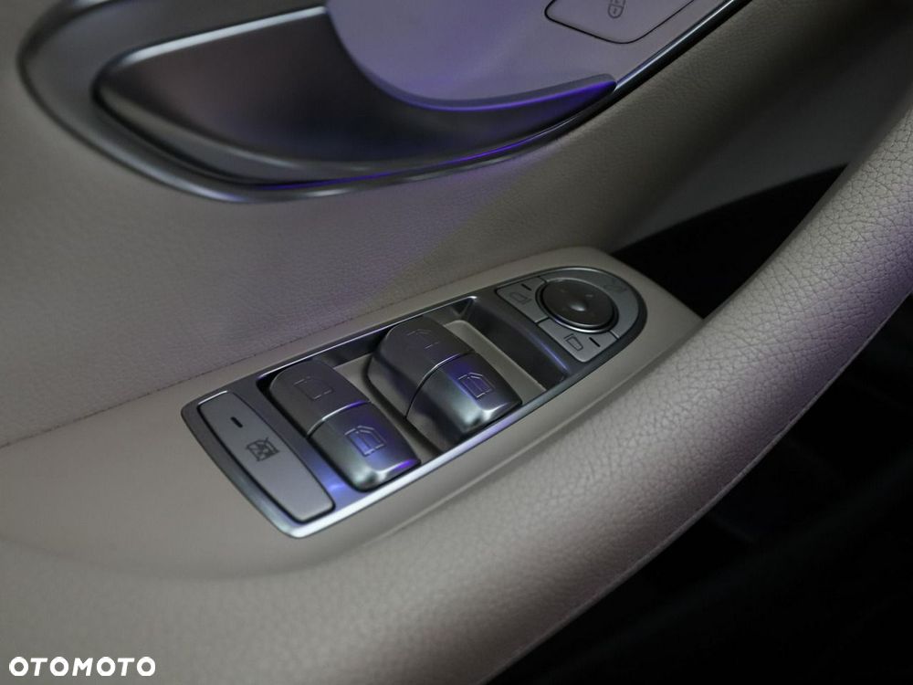Mercedes-Benz Klasa E 200 d 9G-TRONIC Avantgarde - 37