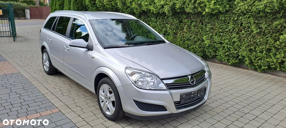 Opel Astra 1.6 Edition Sport - 1