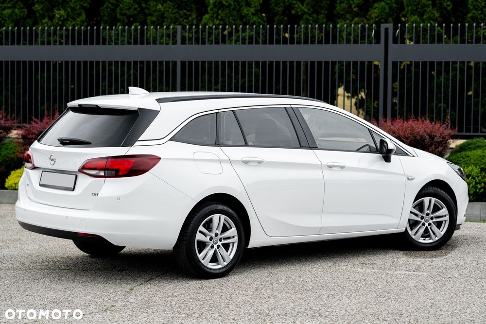 Opel Astra 1.6 D Automatik ON - 10