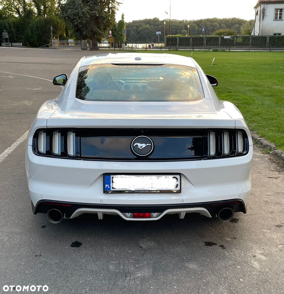 Ford Mustang 2.3 EcoBoost - 9