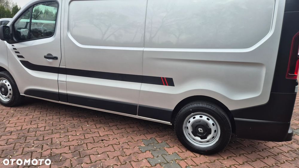 Renault Trafic - 16