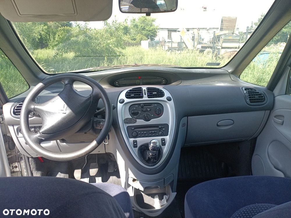 Citroën Xsara Picasso 1.6 HDI SX - 8