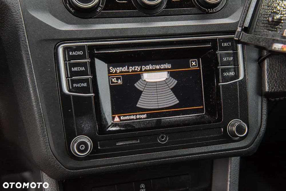 Volkswagen Caddy Maxi - 19