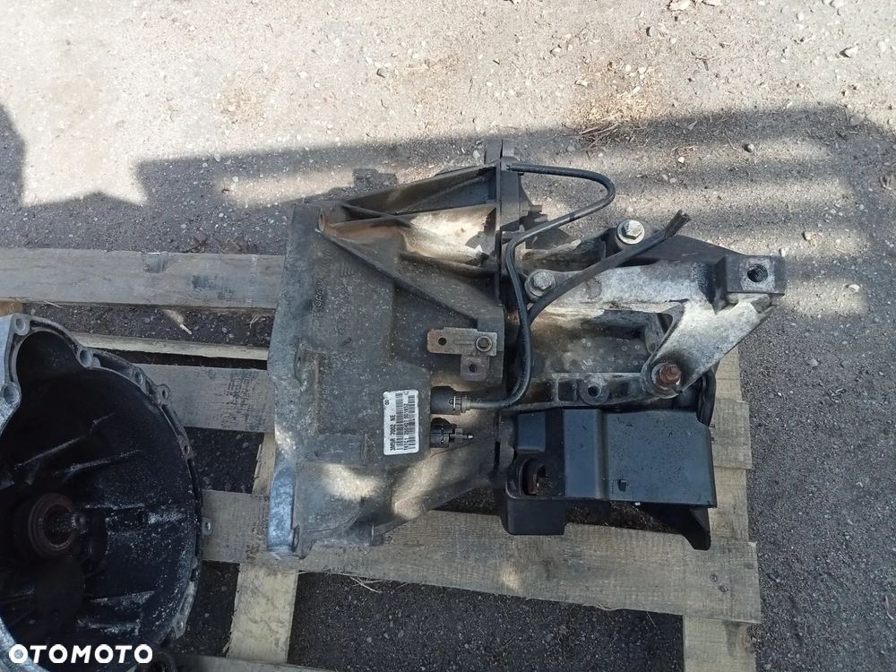 skrzynia volvo c 30 1.6 16v 3mr7002ne - 3