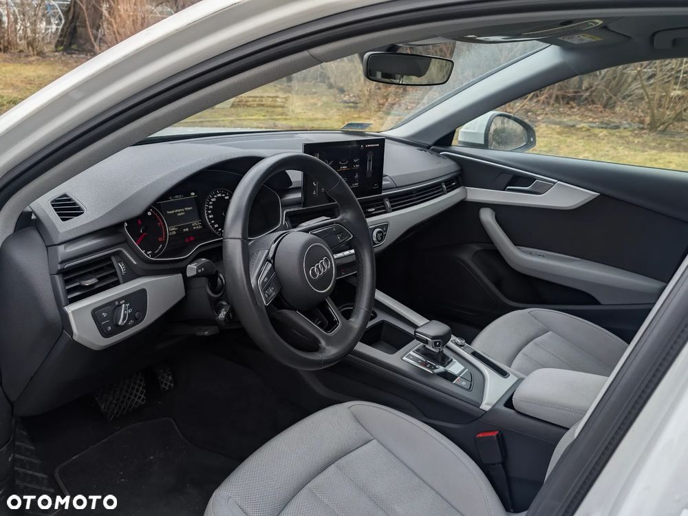 Audi A4 Avant 35 TFSI S tronic - 6